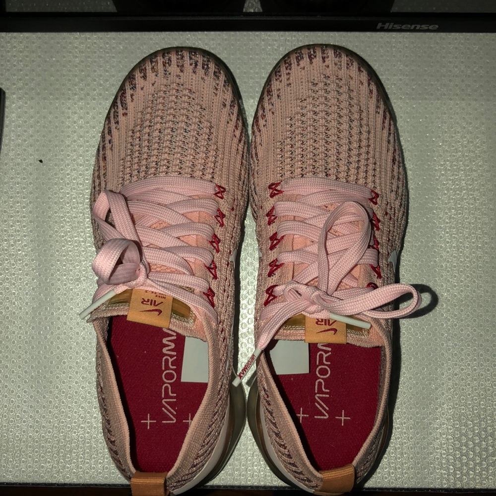 Nike Women's Sneakers in Pink and Red